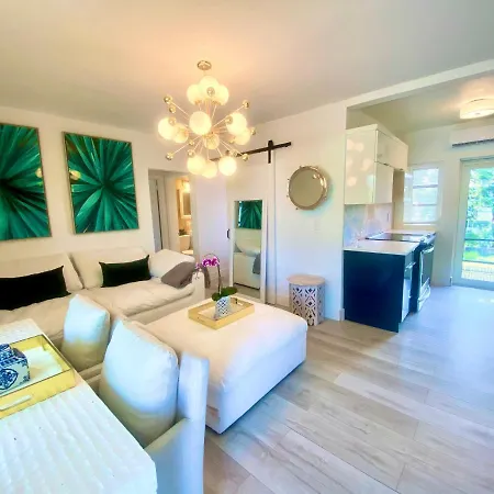 The Carrington: Multi-Unit Retreat with Villa Miami Exterior photo