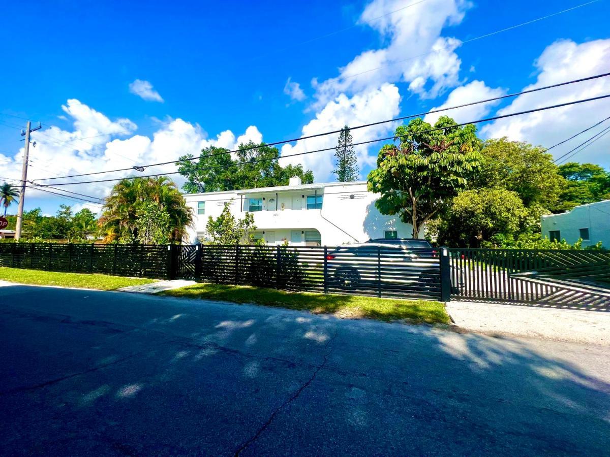 3 Seasons At The Carrington 3 Separate 2 Bedroom 1 Bathroom And A 3 Bedroom 2 Bathroom Miami
