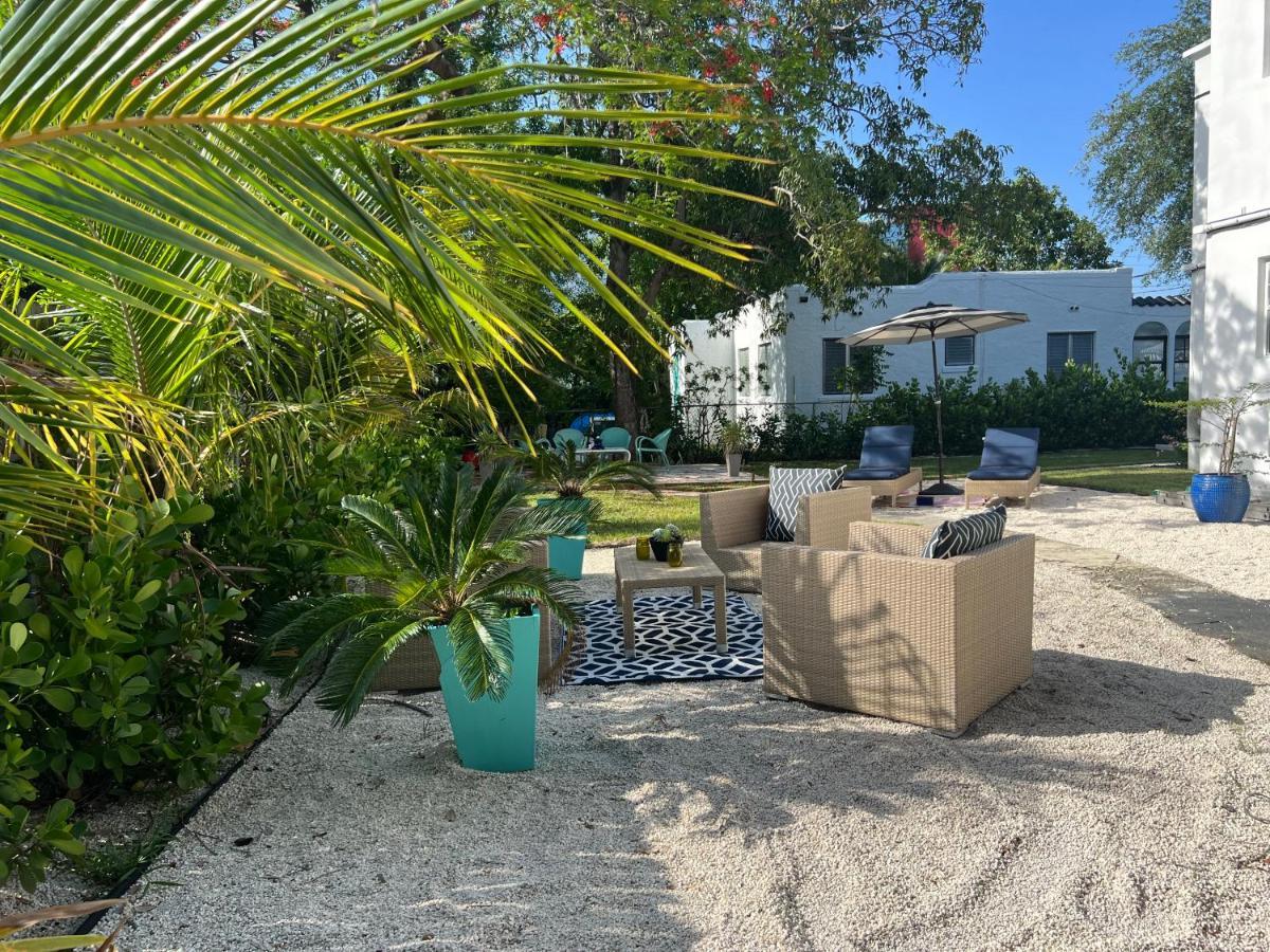 Appartamento 3 Seasons At The Carrington 3 Separate 2 Bedroom 1 Bathroom And A 3 Bedroom 2 Bathroom Miami