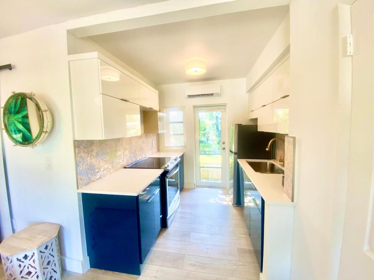 Appartamento 3 Seasons At The Carrington 3 Separate 2 Bedroom 1 Bathroom And A 3 Bedroom 2 Bathroom Miami
