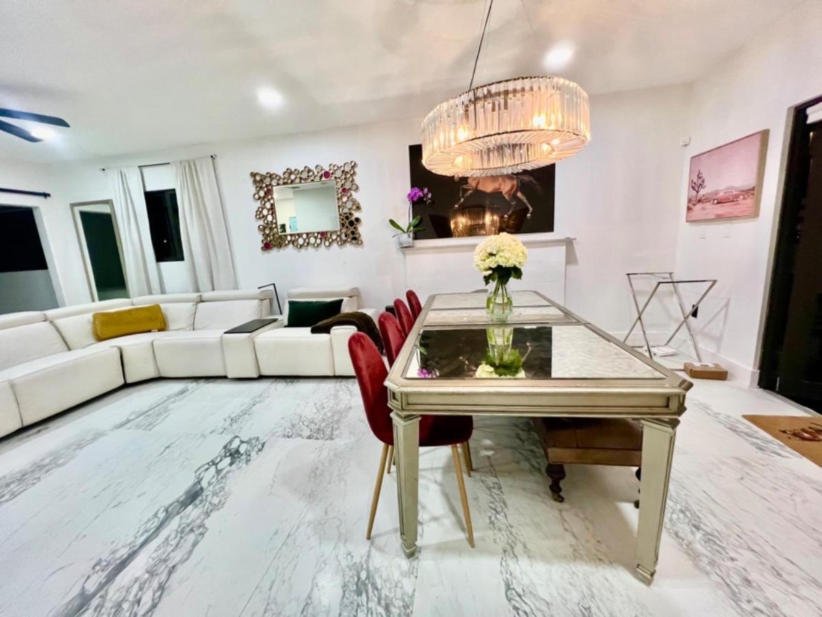 3 Seasons At The Carrington 3 Separate 2 Bedroom 1 Bathroom And A 3 Bedroom 2 Bathroom * Miami